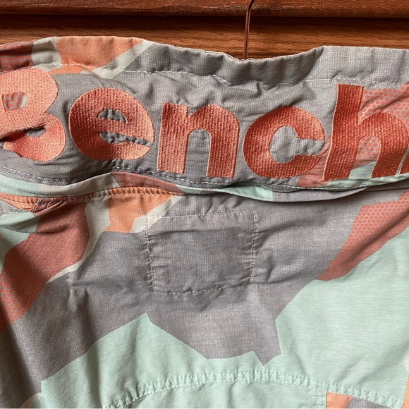 Bench lightweight jacket size small - Picture 9 of 16